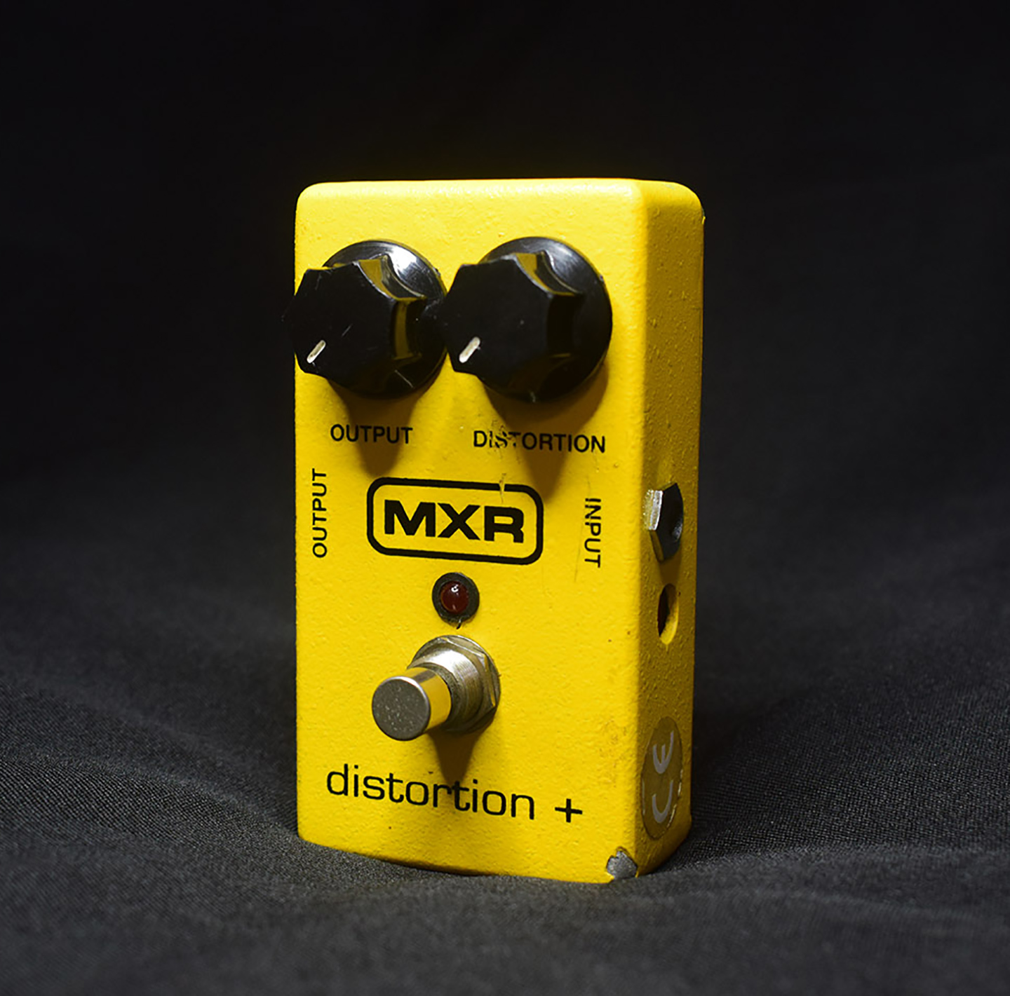 MXR Distortion+ M-104
